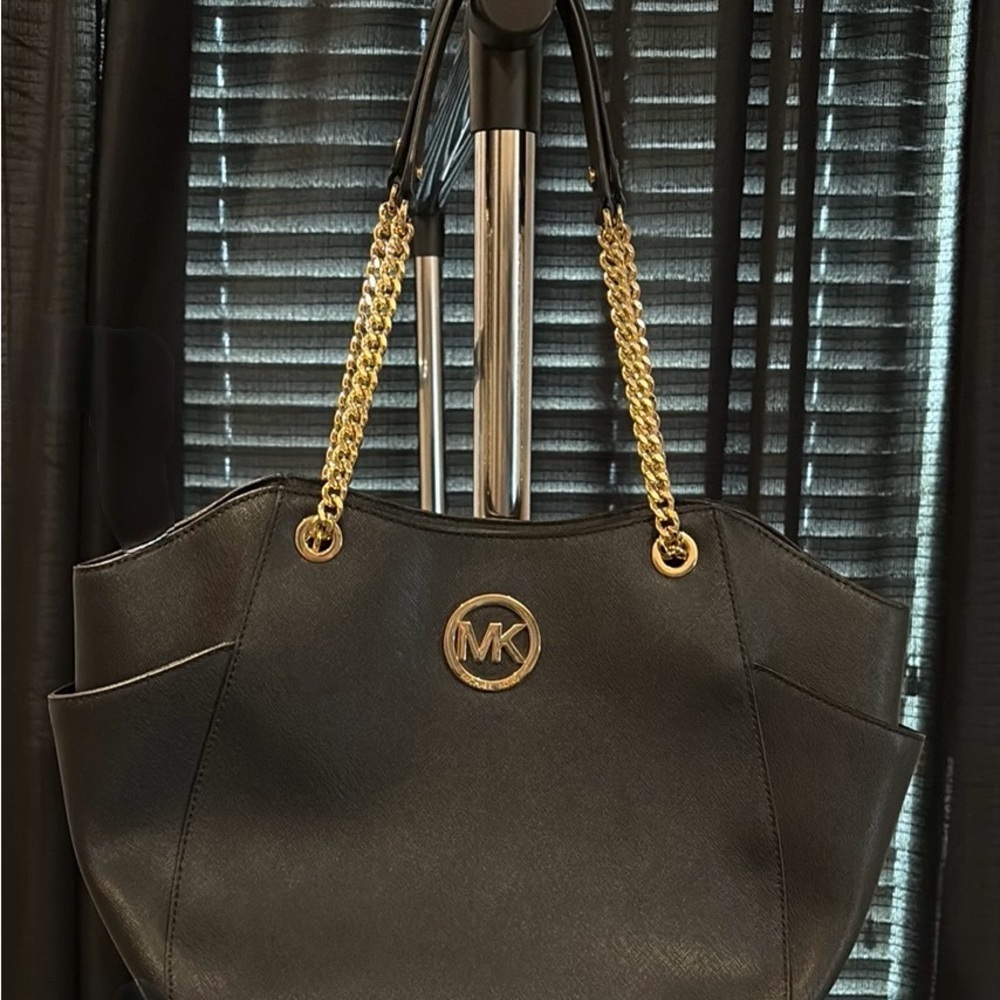 Michael Kors Black Purse Jet Set Large Saffiano Shoulder Bag